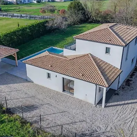 Solis Villa