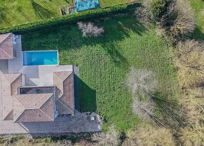 Solis * Saint-Georges-du-Bois (Charente-Maritime)